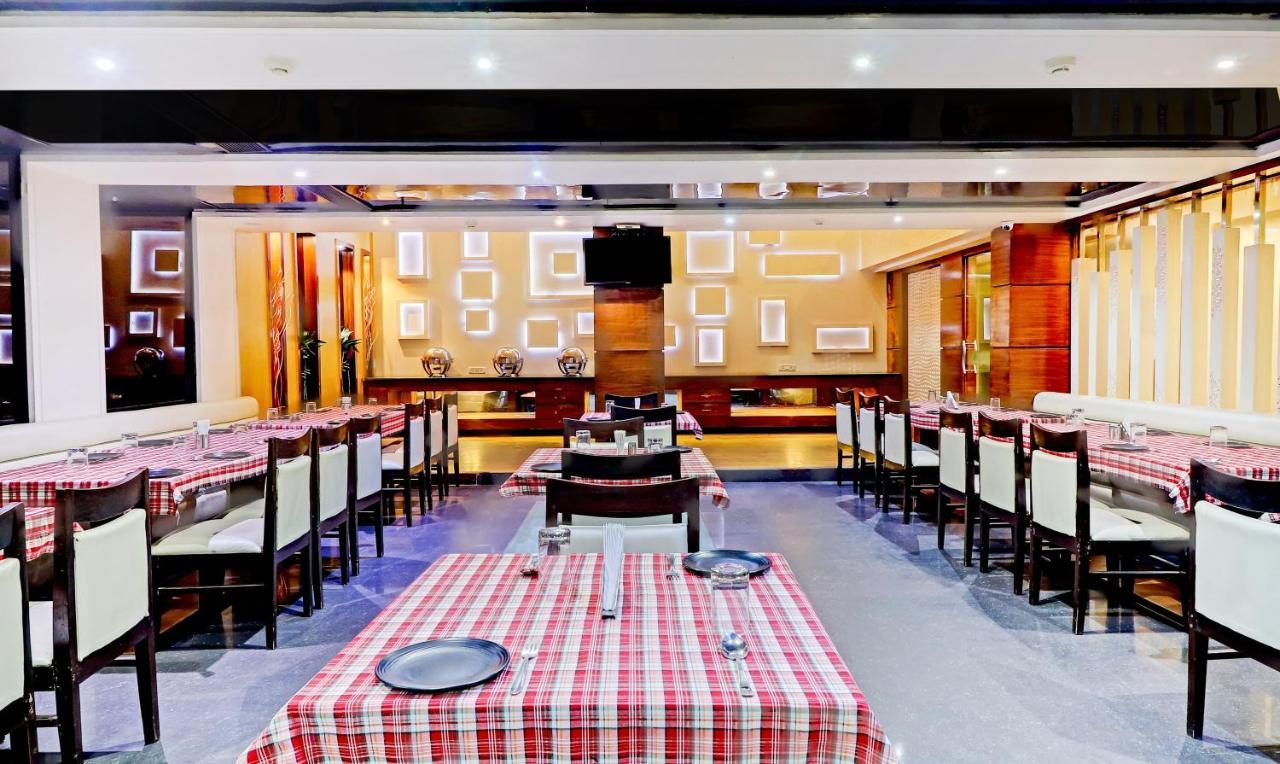Light House Agra By Park Tree Hotel Exterior foto