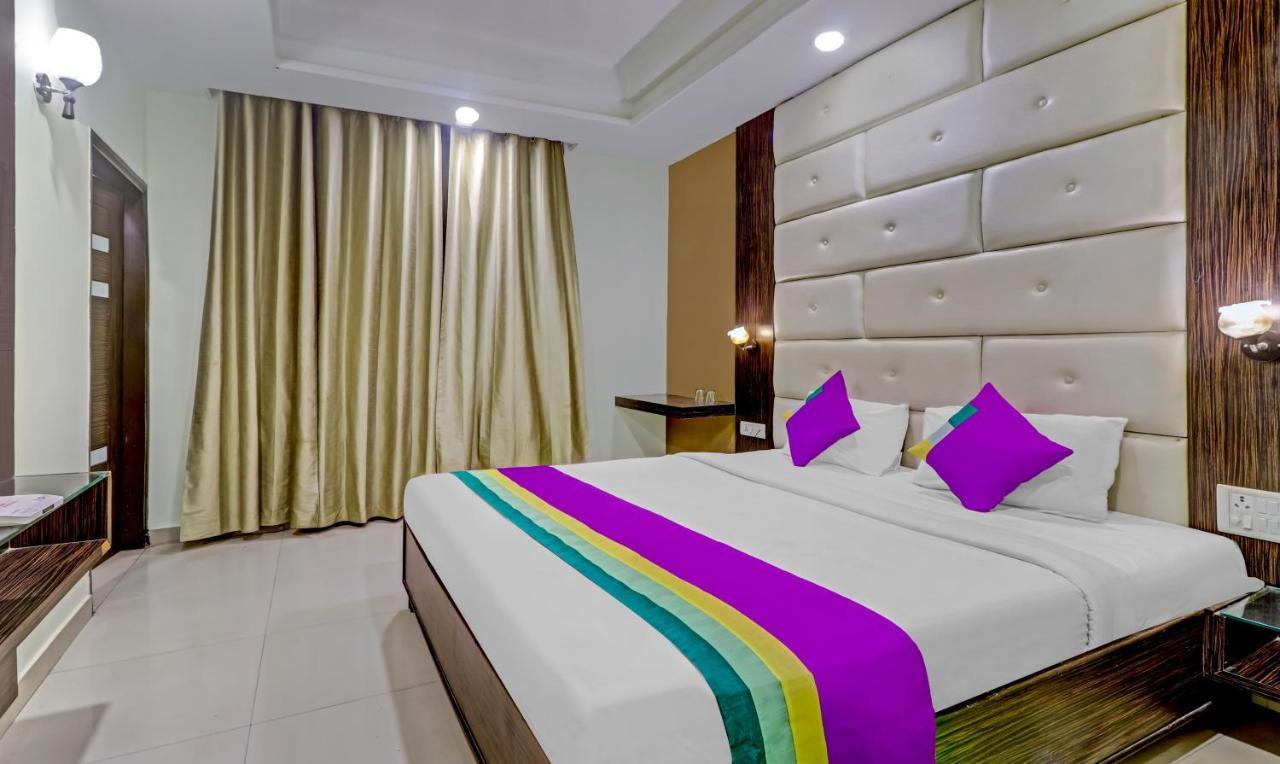 Light House Agra By Park Tree Hotel Exterior foto