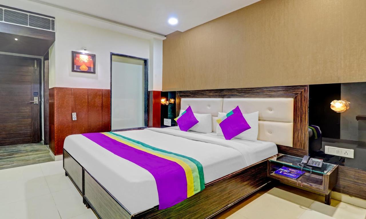 Light House Agra By Park Tree Hotel Exterior foto