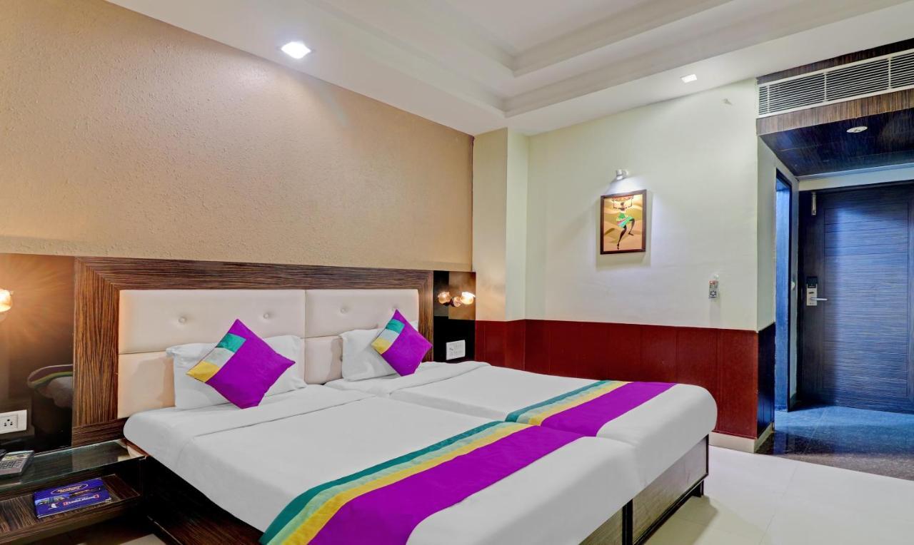Light House Agra By Park Tree Hotel Exterior foto