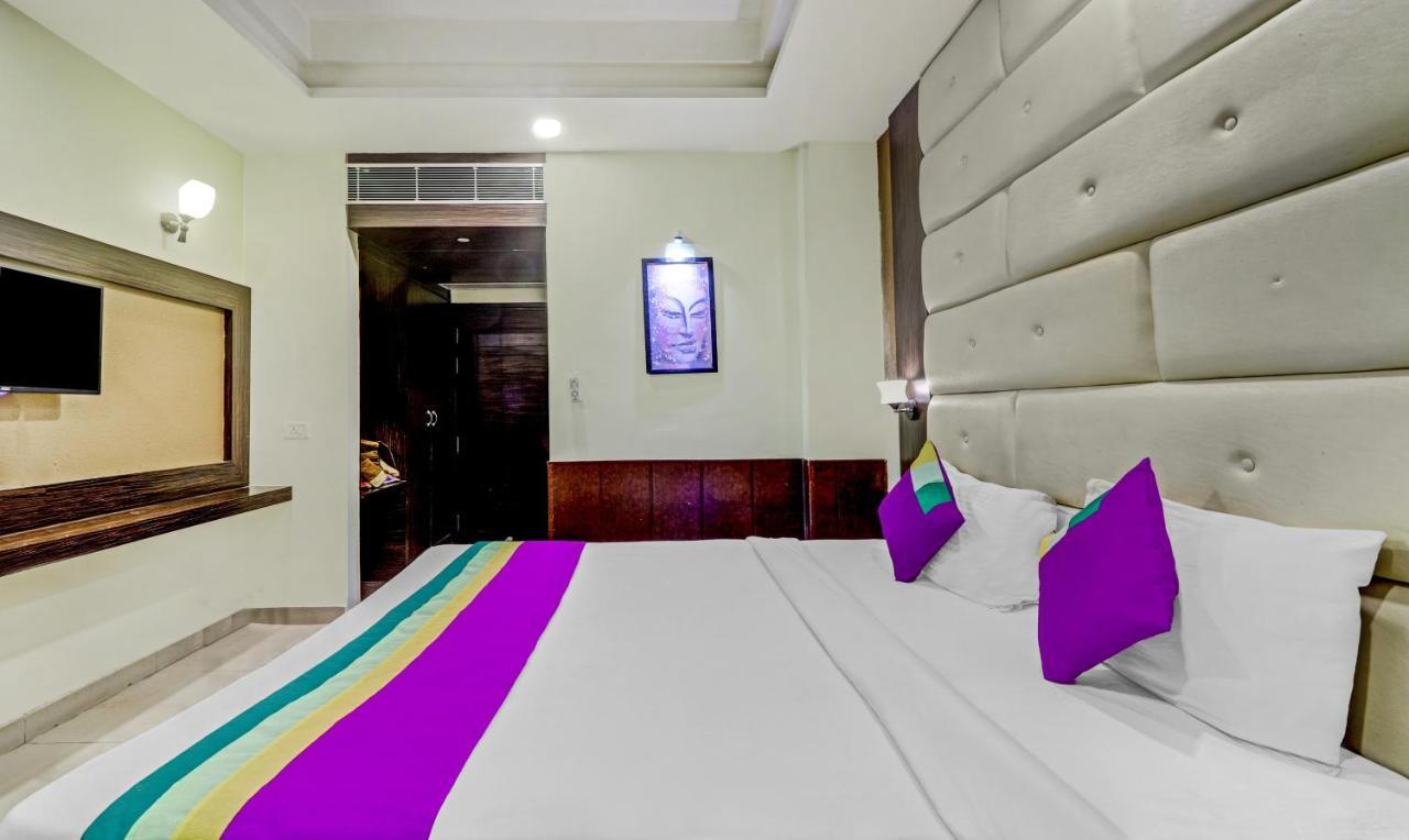 Light House Agra By Park Tree Hotel Exterior foto