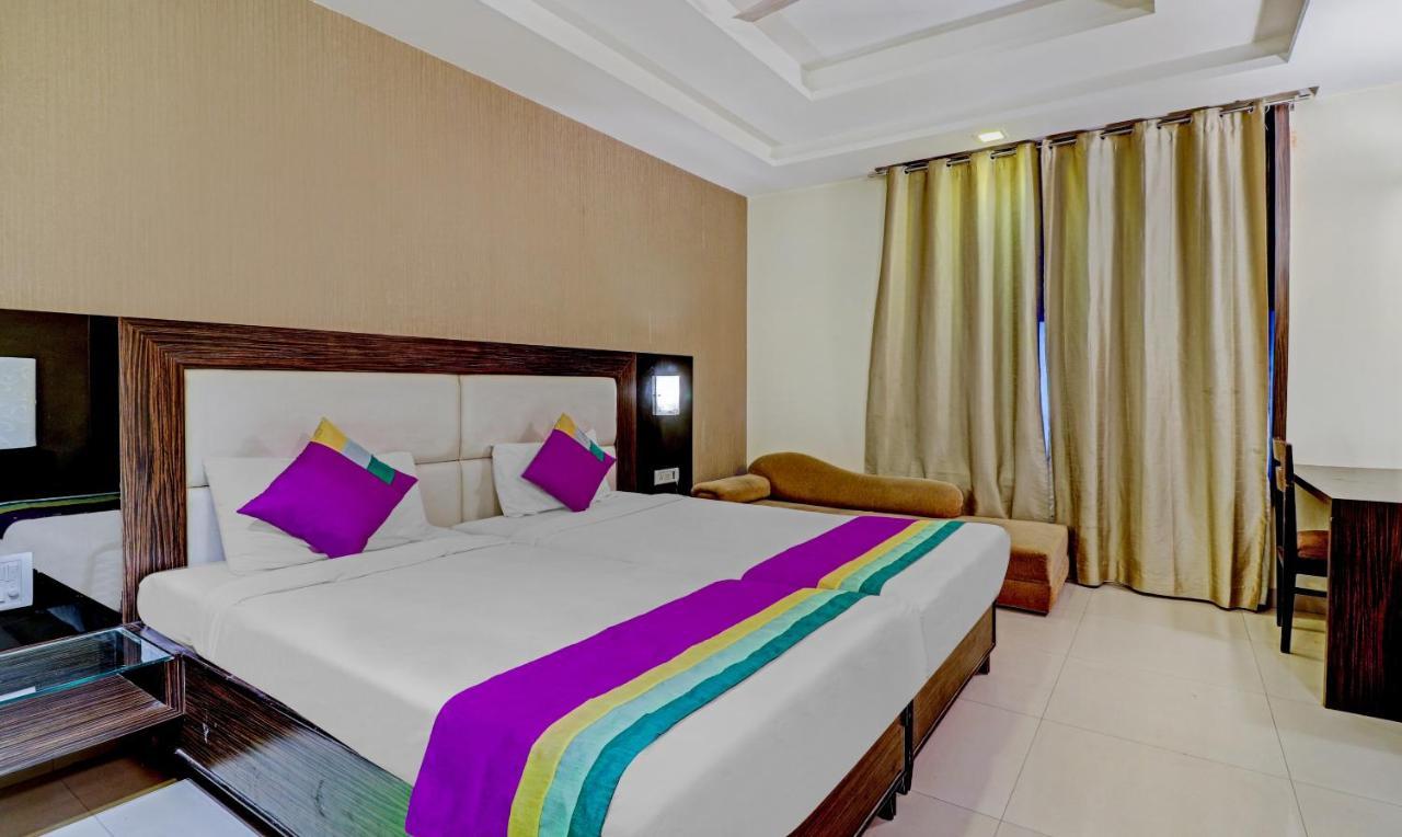 Light House Agra By Park Tree Hotel Exterior foto